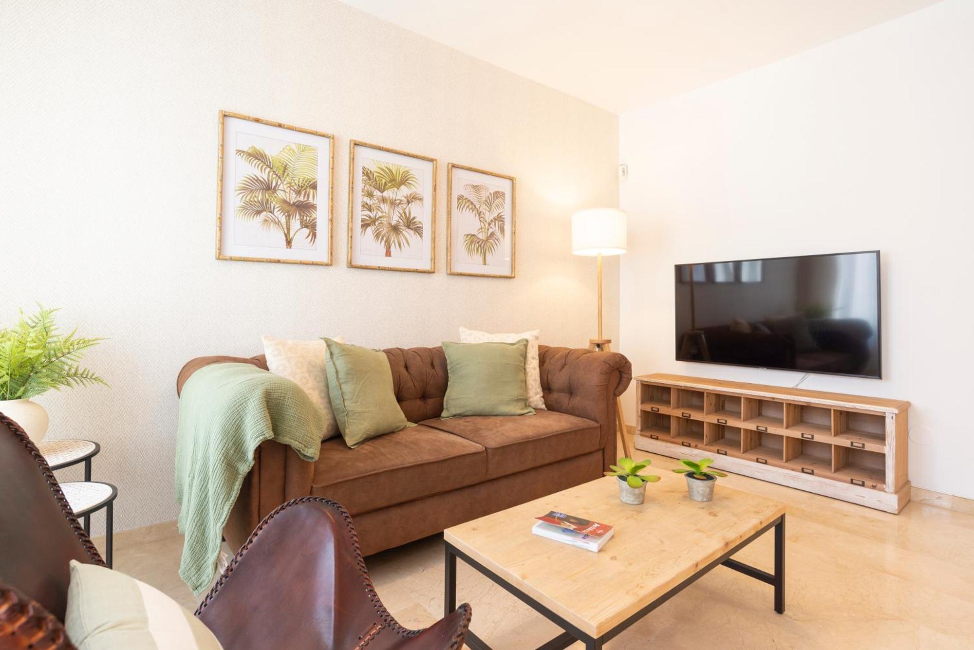 Apartment & Pool In Malaga City Center Bagian luar foto