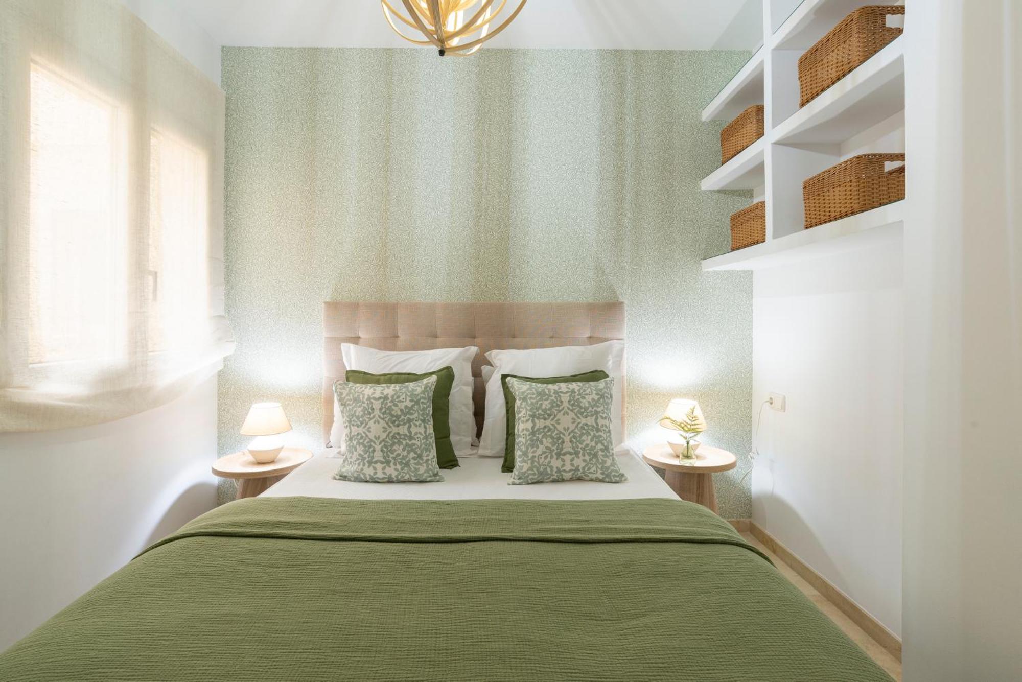 Apartment & Pool In Malaga City Center Bagian luar foto